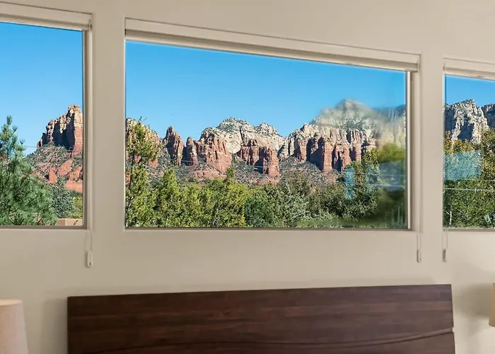 Hébergement de vacances Luxe Design With Amazing Views - Creek Access *
